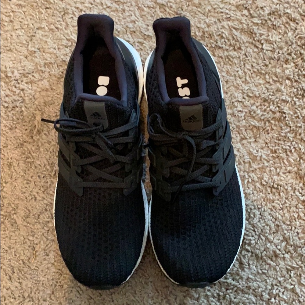 Black Adidas Ultraboost